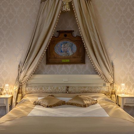 Malpils Manor Hotell Eksteriør bilde